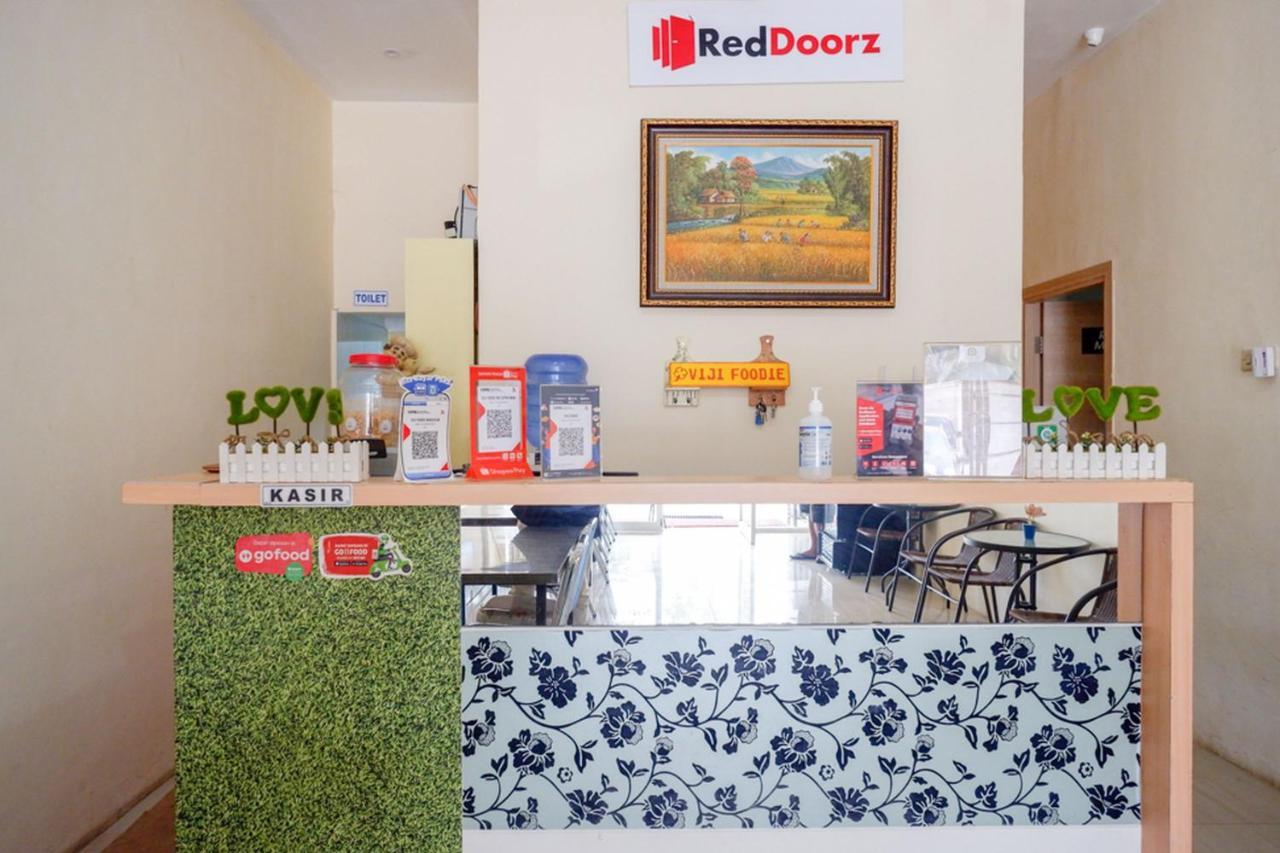Reddoorz Plus @ Losari נקסר מראה חיצוני תמונה